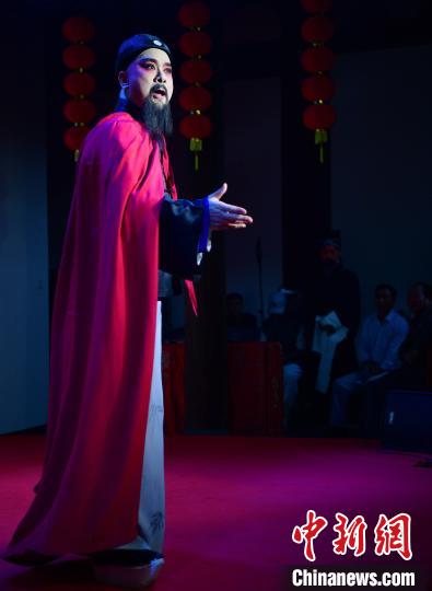 福州：老中青閩劇名家同臺飆戲