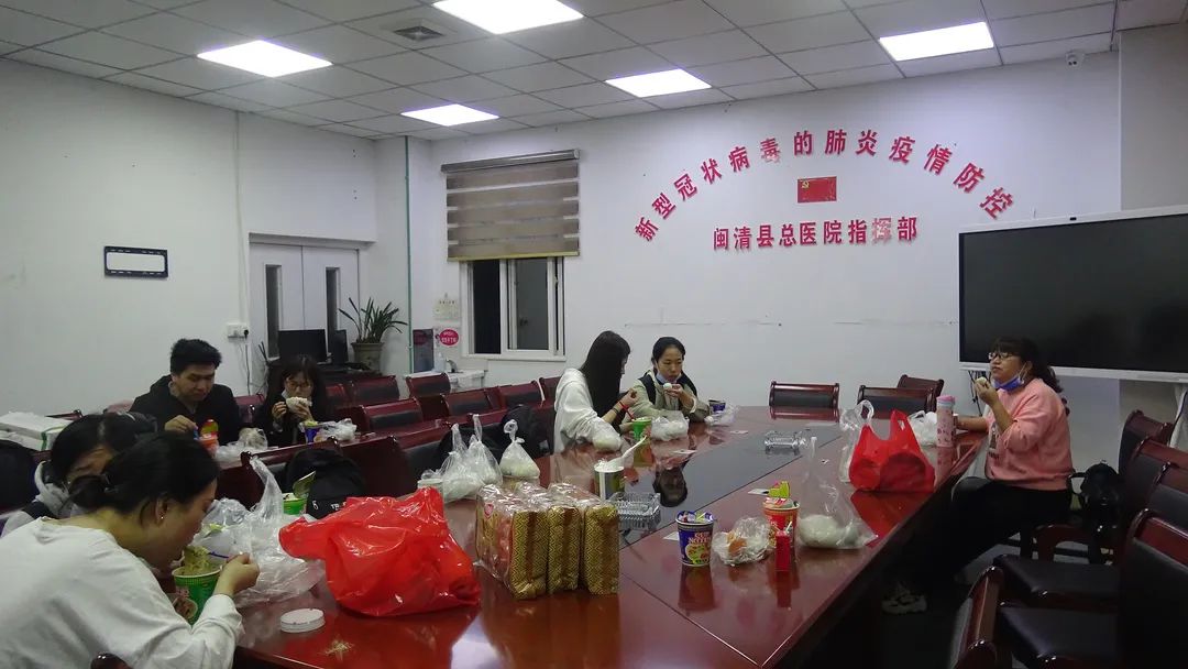 聞令而動！閩清30名醫務人員凌晨馳援泉州