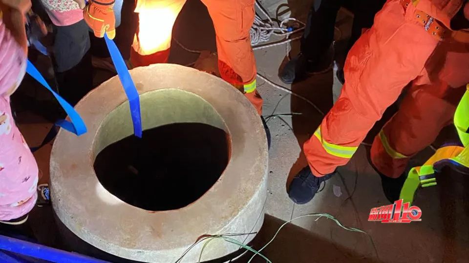 緊急救援！福州一8歲男童跌落12米深井